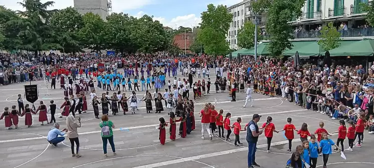 “Η Κόζιανη” τιμά την Παγκόσμια Ημέρα Χορού Παγκόσμια Ημέρα Χορού – 29 Απριλίου-Σύλλογος Κόζιανη