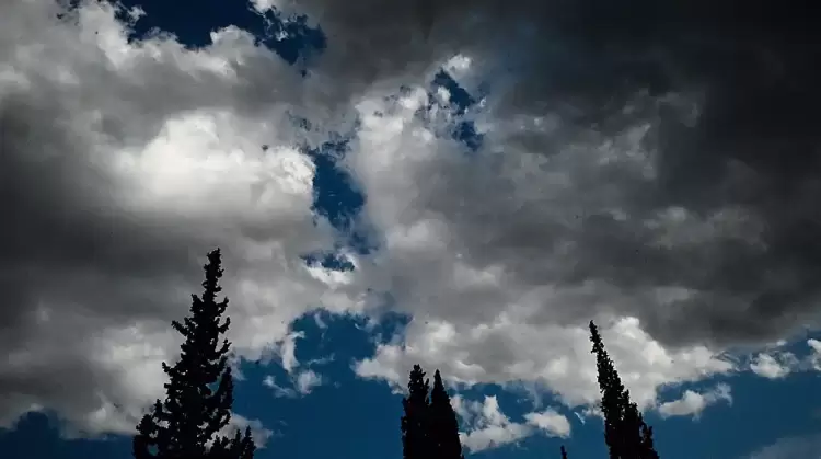 Πώς θα είναι ο καιρός σε Κοζάνη και Δυτική Μακεδονία σήμερα Σάββατο, 12 Απριλίου 2025: Νεφώσεις με τοπικές βροχές