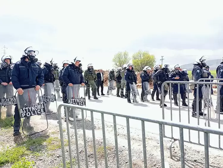 ΣΥΡΙΖΑ ΠΣ – ΝΕ ΠΕ Κοζάνης: Ήρθε, είδε, τον είδαν, έδειρε και έφυγε.