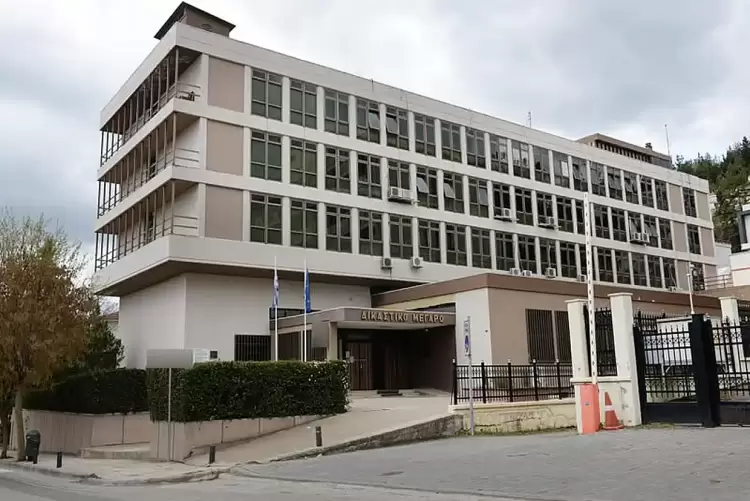 Τροχαίο στα Διόδια Πολυμύλου: Στον Εισαγγελέα Κοζάνης οδηγήθηκε οδηγός της νταλίκας