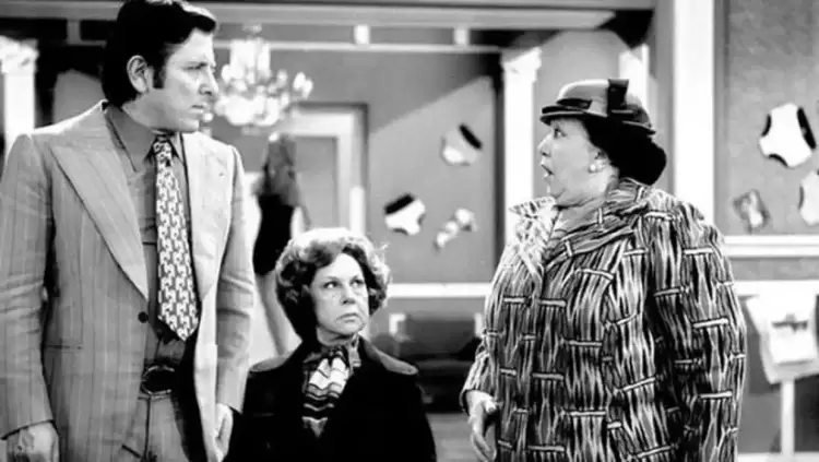 Finos Film: Νοσταλγικό Βίντεο για την Γιορτή της Μητέρας από τον Ελληνικό Κινηματογράφο