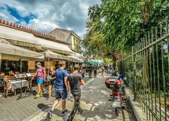 Αυξάνεται εκ νέου ο προϋπολογισμός ΕΣΠΑ για τις επιχειρήσεις τουρισμού Αυξάνεται εκ νέου ο προϋπολογισμός ΕΣΠΑ για τις επιχειρήσεις τουρισμού