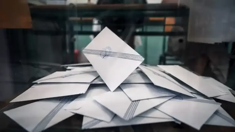 Δημοσκόπηση Interview: Πρώτη με 30,1% η ΝΔ, δεύτερο το ΠΑΣΟΚΔιχασμένοι οι πολίτες για την ανάγκη νέου κόμματος