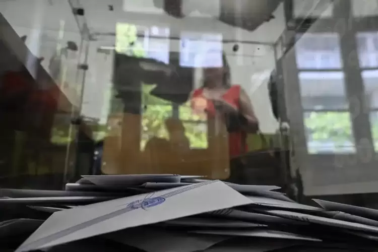 Δημοσκόπηση: Η ακρίβεια παραμένει το βασικό πρόβλημα – Ξανά 2ο το ΠΑΣΟΚ, «ξεφουσκώνει» η Πλεύση Ελευθερίας  