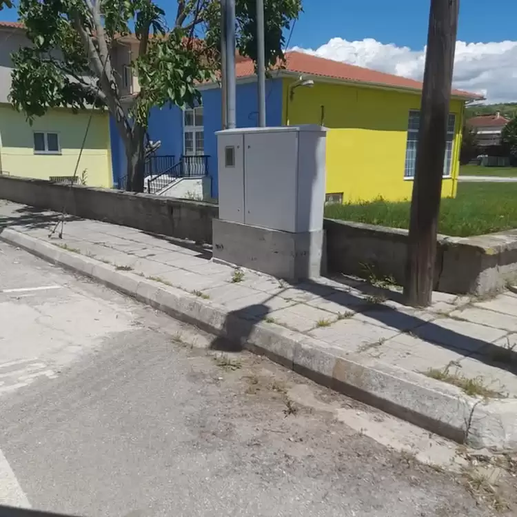 Δρέπανο: Εργασίες μόνιμης αναβάθμισης υποδομών για εκθέτες και επισκέπτες εν όψει του εορτασμού του Αγίου Πνεύματος