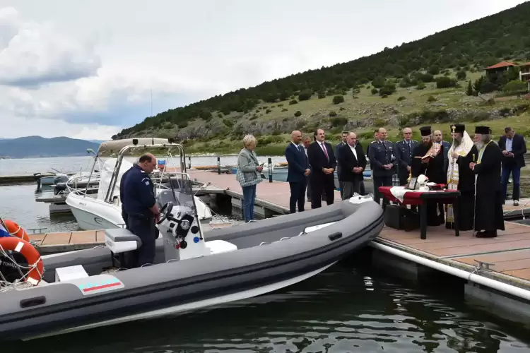 Φλώρινα: Αγιασμός νέου πλωτού μέσου του Τμήματος Συνοριακής Φύλαξης Πρεσπών