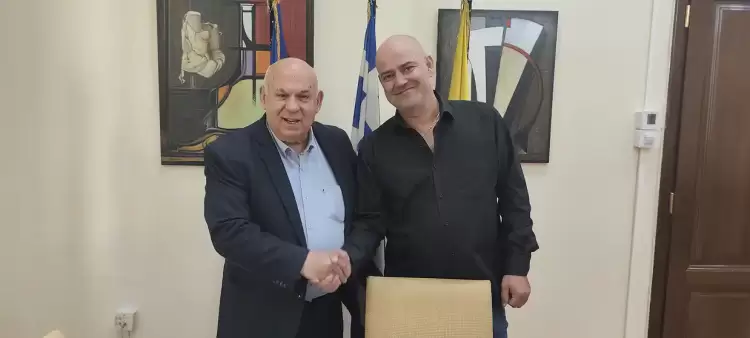 Γρεβενά: Ορκωμοσία νέου μόνιμου υπαλλήλου στο πρόγραμμα «Βοήθεια στο Σπίτι»