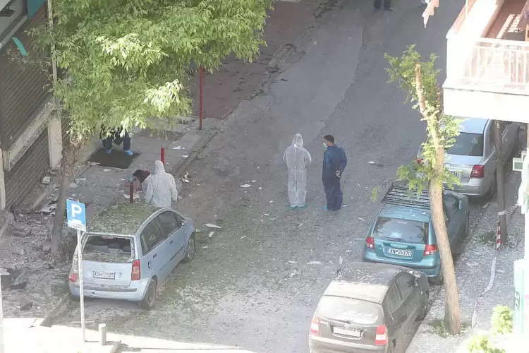 Η γυναίκα που σκοτώθηκε στην έκρηξη στη Θεσσαλονίκη είχε βάλει τον μηχανισμό στην τράπεζα – Επέστρεψε να ελέγξει το φιτίλι