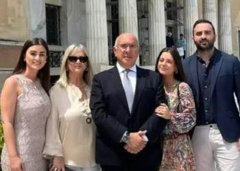 Μιχάλης Παπαδόπουλος: Χρόνια πολλά σε όλες τις μητέρες Μιχάλης Παπαδόπουλος: Χρόνια πολλά σε όλες τις μητέρες