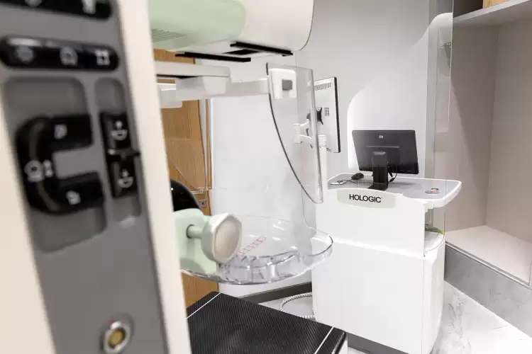 Νέα εποχή για την έγκαιρη διάγνωση του καρκίνου του μαστού στη Δυτική Μακεδονία Νέα εποχή για την έγκαιρη διάγνωση του καρκίνου του μαστού στη Δυτική Μακεδονία