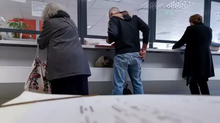 Οι Έλληνες πληρώνουν όλο το φόρο εισοδήματος – Η έκπτωση αυξάνει τους συνεπείς