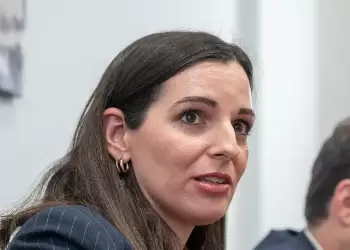 Όλγα Μαρκογιαννάκη: Καλεί τη ΝΔ να Αναλάβει Ευθύνες για τα Τέμπη και να Μην Χειροκροτήσει τον Καραμανλή