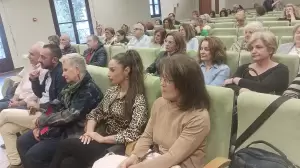 Παρουσιάστηκε το απόγευμα της Δευτέρας το βιβλίο της Σώτης Τριανταφύλλου ” Το τυφλό γουρούνι στη δεύτερη οδό”