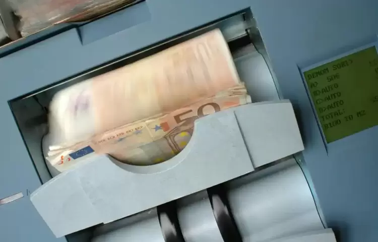 Πλήρης σύνταξη πριν τα 62 - Οι ασφαλισμένοι με 25ετια που αποχωρούν νωρίτερα Πλήρης σύνταξη πριν τα 62 – Οι ασφαλισμένοι με 25ετια που αποχωρούν νωρίτερα