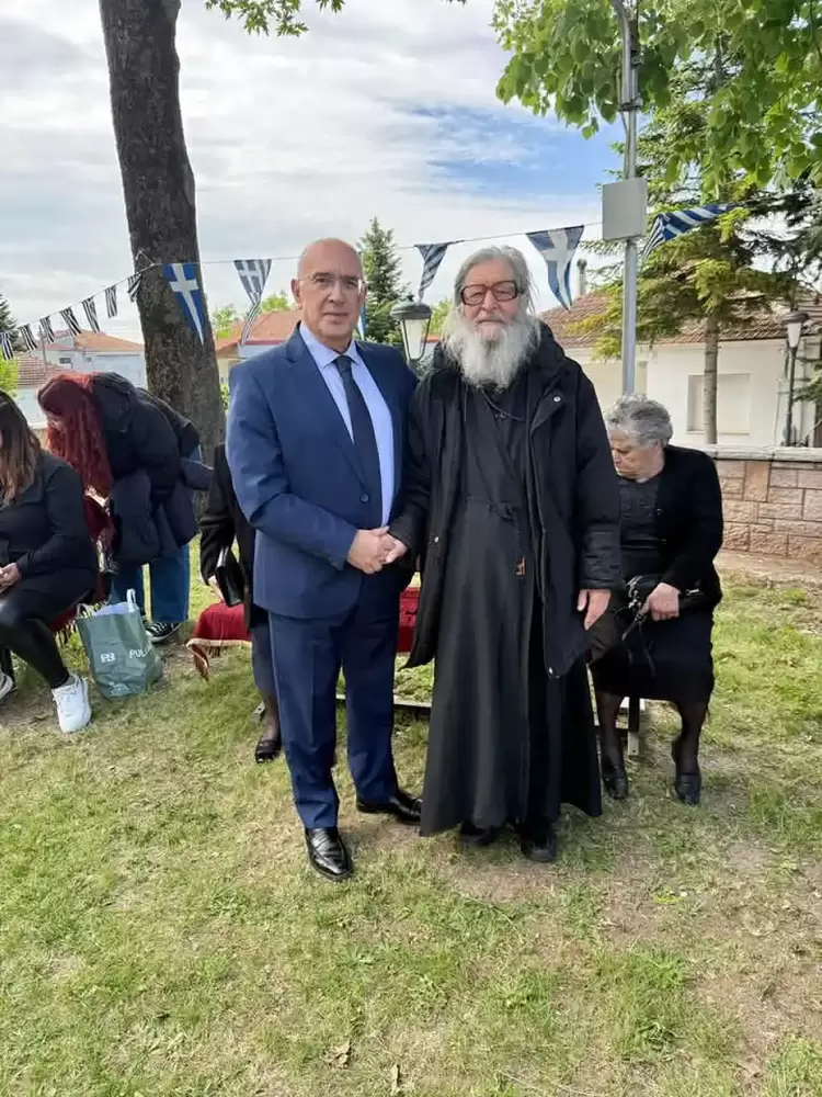 Στην πανηγυρική Θεία Λειτουργία στον Ιερό Ναό Αγίου Χριστοφόρου ο Μιχάλης Παπαδόπουλος