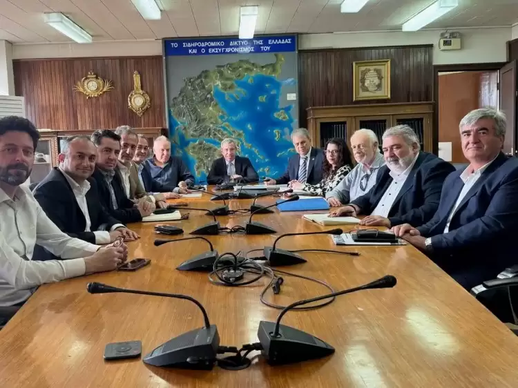 Σύσκεψη για το σιδηροδρομικό δίκτυο στη Δυτική Μακεδονία Σύσκεψη για το σιδηροδρομικό δίκτυο στη Δυτική Μακεδονία