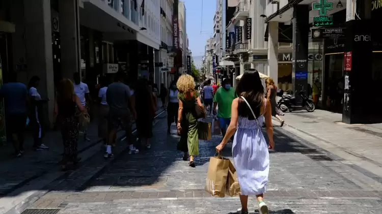 Θερινές εκπτώσεις 2025: Πότε ξεκινούν και πόσο διαρκούν