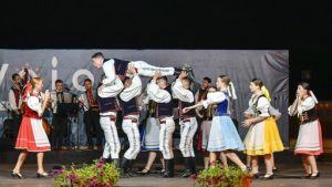 Mε απόλυτη επιτυχία ολοκληρώθηκε το 3ο Διεθνές Φολκλορικό Φεστιβάλ του Δήμου Βοΐου