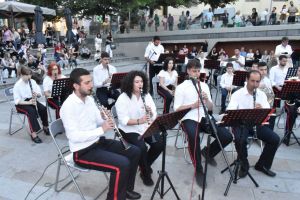 Αγαπημένες μελωδίες από την Πανδώρα στην κεντρική πλατεία Κοζάνης