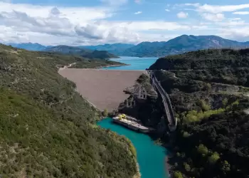 ΔΕΗ και Hydropower Sustainability Alliance σε συνεργασία για βιώσιμα υδροηλεκτρικά έργα στην Ελλάδα