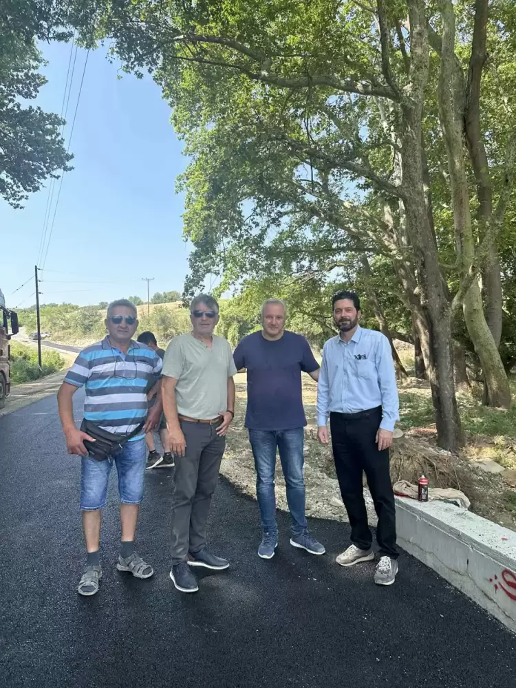 Εργασίες ασφαλτόστρωσης στη θέση Γιαννούκα Βρύση της Κοινότητας Αιανής