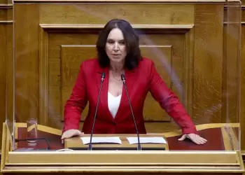 Καλλιόπη Βέττα: «Η οδική ασφάλεια είναι πρώτιστα θέμα νοοτροπίας. Κατώτερος των περιστάσεων αποδεικνύεται ο νέος Κ.Ο.Κ.»