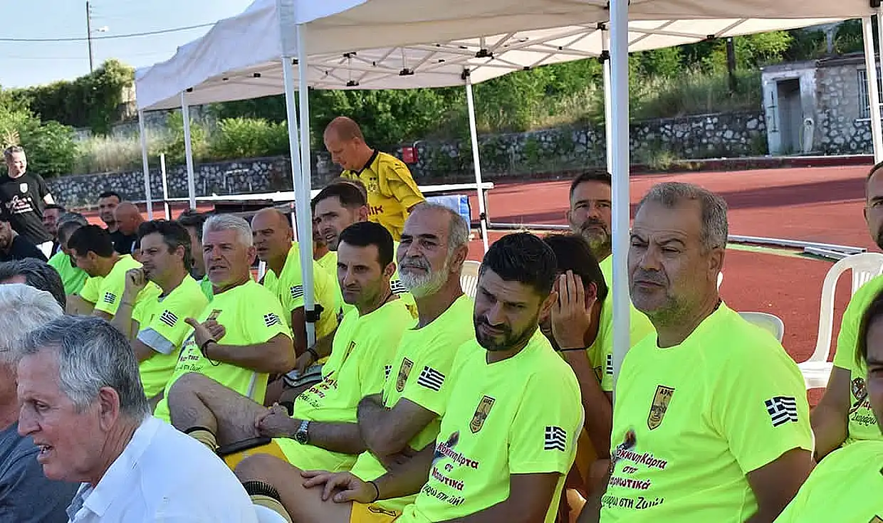 «Κόκκινη κάρτα στα Ναρκωτικά .… Σκοράρω στη Ζωή» - Σκόραραν για τη Ζωή (εικόνες) «Κόκκινη κάρτα στα Ναρκωτικά .… Σκοράρω στη Ζωή»