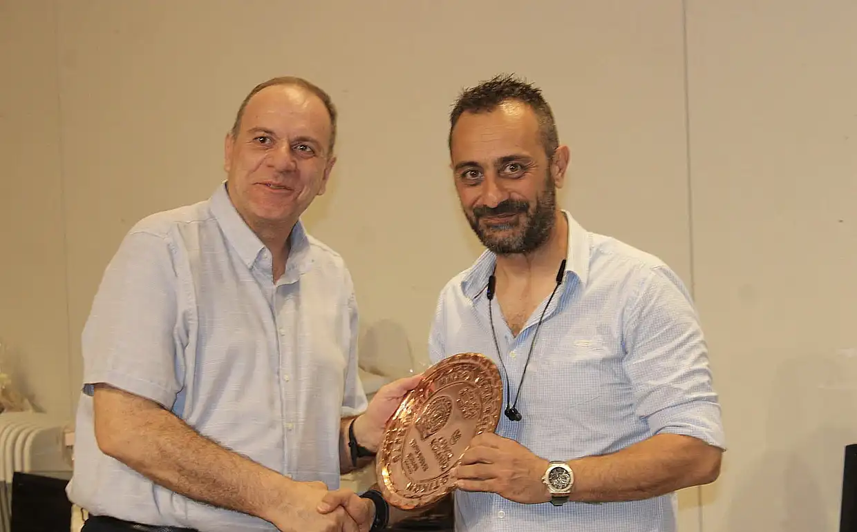 «Κόκκινη κάρτα στα Ναρκωτικά .… Σκοράρω στη Ζωή» - Σκόραραν για τη Ζωή (εικόνες) «Κόκκινη κάρτα στα Ναρκωτικά .… Σκοράρω στη Ζωή»