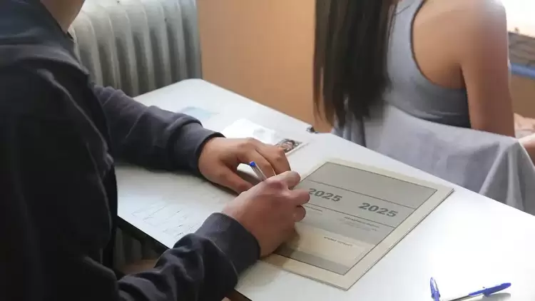 Πανελλήνιες 2025: Τα θέματα στα Αρχαία, Μαθηματικά και Βιολογία