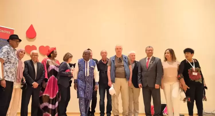 Η Σταγόνα Ελπίδας στο Ξυλόκαστρο Κορινθίας Η Σταγόνα Ελπίδας στο Ξυλόκαστρο Κορινθίας