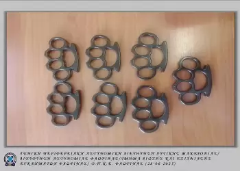 Σύλληψη 47χρονου αλλοδαπού στην πόλη της Φλώρινας – Διέθετε 7 σιδερογροθιές