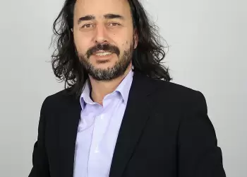 Το εγχειρίδιο της διαπλοκής