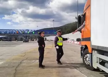 820 παραβάσεις περί φορτηγών και 11 παραβάσεις υποκλοπής μεταφορικού έργου