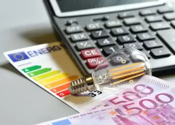 Αλλάζουν οι ισορροπίες στην αγορά ρεύματος