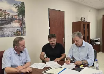 Ανακαινίζεται η αίθουσα του Δημοτικού Συβουλίου Δεσκάτης