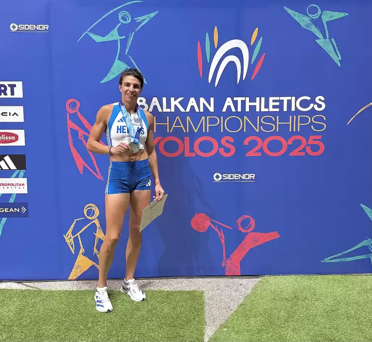 Ασημένιο μετάλλιο για τη Στέλλα Τζικανούλα στο Βαλκανικό Πρωτάθλημα