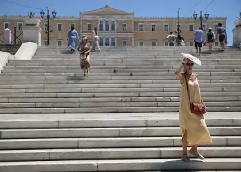 Χειρότερες οι προβλέψεις για τον καύσωνα – Μπορεί να δούμε και 45αρια