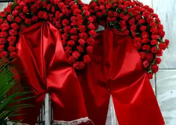 “Έφυγε” ο “σύντροφός” Αγησίλαος…