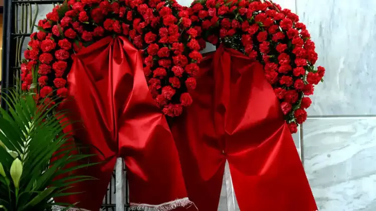 “Έφυγε” ο “σύντροφός” Αγησίλαος…