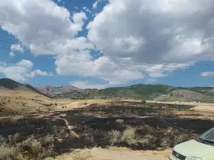 Φωτιά εξω από το χωριό του Αγίου Δημητρίου Φωτιά εξω από το χωριό του Αγίου Δημητρίου
