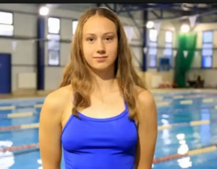 Ιστορικό Ρεκόρ από τη Σοφία Καραγιαννάκη της ΚΕ Κοζάνης – “Έσπασε” το φράγμα 16 ετών στο 50μ Πρόσθιο! 