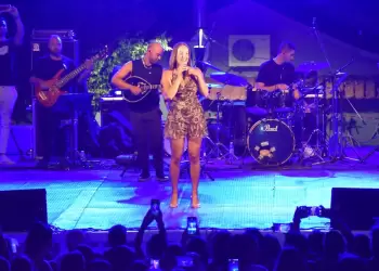 Με τη συναυλία της Ανδρομάχης συνεχίστηκε το “Πολιτιστικό Καλοκαίρι 2025” του Δήμου Φλώρινας