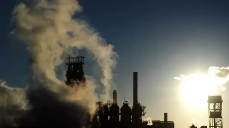 Μέτρα στήριξης 8 δισ. ευρώ για ευάλωτα νοικοκυριά