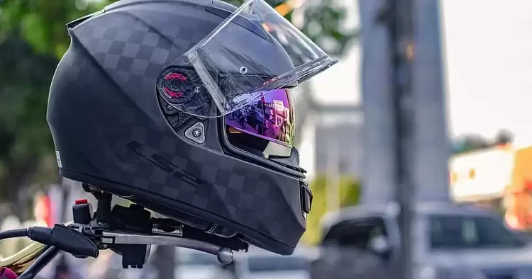 Μηδενική Ανοχή στη μη χρήση κράνους