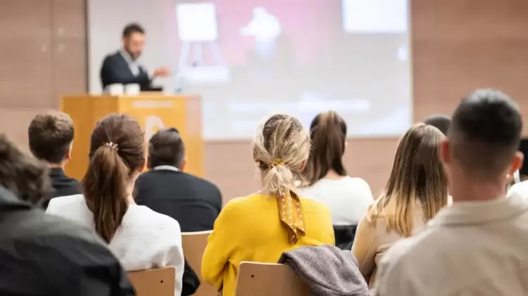 Νέο νομοσχέδιο του Υπουργείου Παιδείας – Έως 10 χρόνια κάθειρξη για επιθέσεις σε πανεπιστήμια