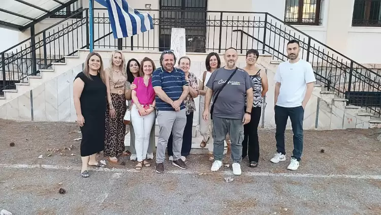 Όταν πηγαίνανε μαζί σχολείο.. Συνάντηση συμμαθητών του 11ου δημοτικού σχολείου Πτολεμαΐδας Όταν πηγαίνανε μαζί σχολείο.. Συνάντηση συμμαθητών του 11ου δημοτικού σχολείου Πτολεμαΐδας