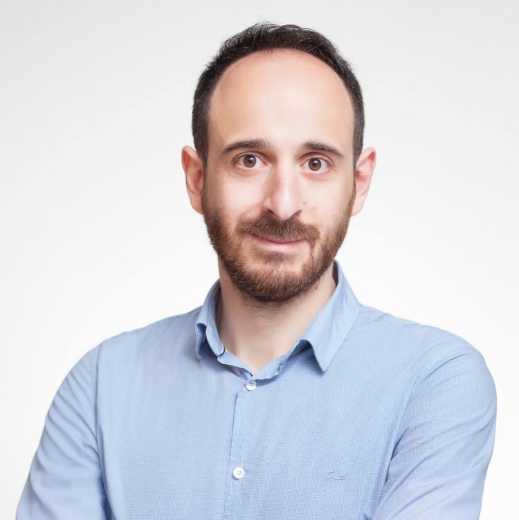 Παραίτηση Μάνου Γαβριηλίδη από τον ΣΥΡΙΖΑ. “Είμαστε από διαφορετικούς κόσμους, άσχετα αν κάποια στιγμή συναντηθήκαμε”