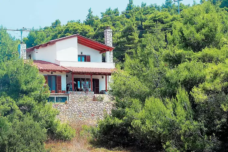 Σε νέα νομοθετική ρύθμιση τα όρια δόμησης σε οικισμούς από 2.000 κατοίκους Σε νέα νομοθετική ρύθμιση τα όρια δόμησης σε οικισμούς από 2.000 κατοίκους