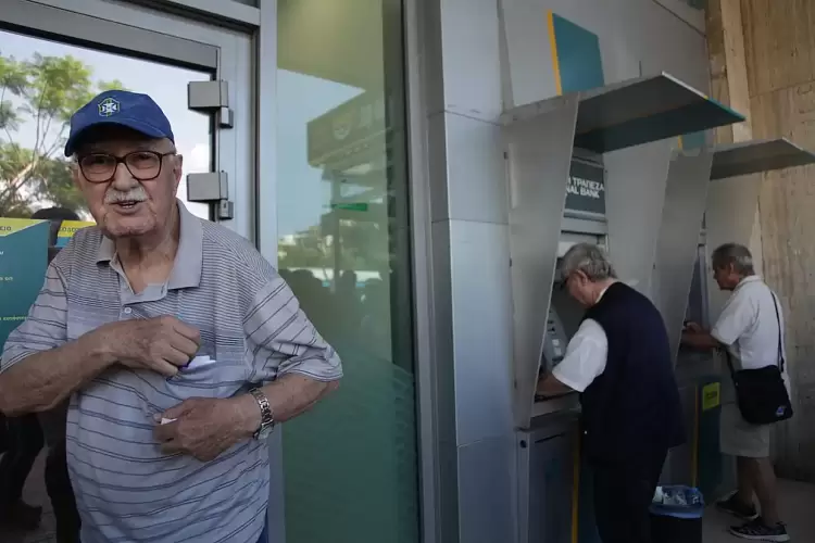 Συντάξεις: Στόχος η έκδοση μέσα σε ένα μήνα Συντάξεις: Στόχος η έκδοση μέσα σε ένα μήνα