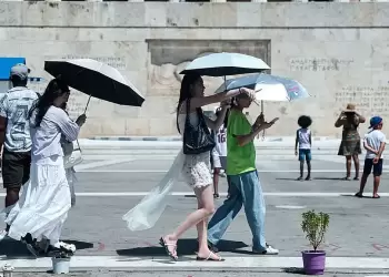 Τελειώνει ο καύσωνας – Την Τρίτη δροσίζει σε Ιόνιο, δυτικά ηπειρωτικά